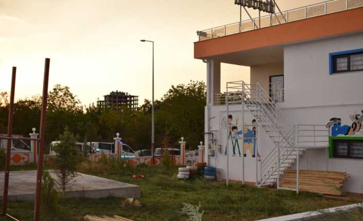 Malatya’da özel bir anaokulunda 5 yaşındaki zihinsel engelli kız çocuğu