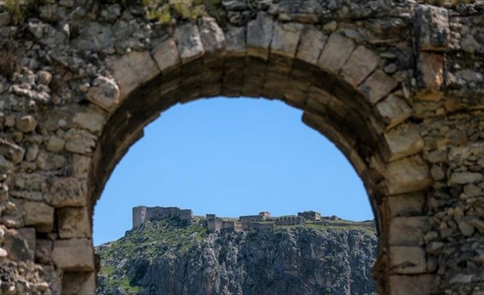  Birçok medeniyete ev sahipliği yapan, önemli kültür izleri taşıyan