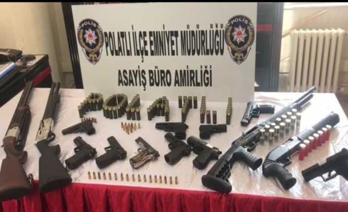 Ankara’da suç örgütüne yönelik Özel Harekat Polis timlerinin de katılımıyla
