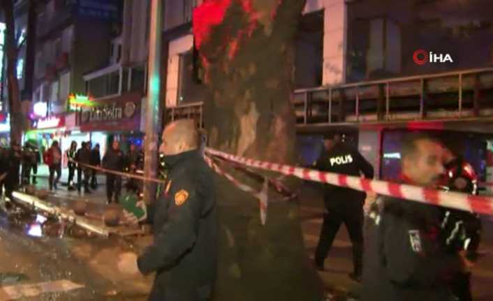Ankara Kızılay’da 9 katlı bir binanın giriş katındaki doğazgaz patlaması