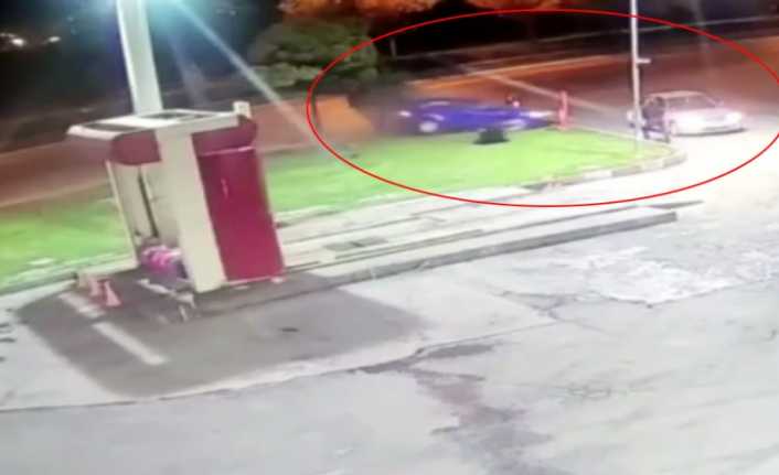 Ankara’da bir otomobilin çarptığı 2 kişiden biri öldü, diğeri ve