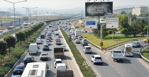 Otomobil sayısının geçen yıl 12 milyonu aştığı Türkiye'de yaklaşık 7