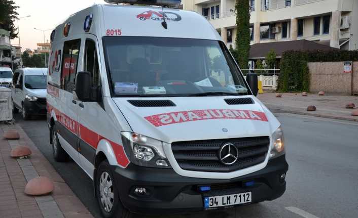 Antalya’da özel bir hastanenin bahçesinden ambulans çalındı. 