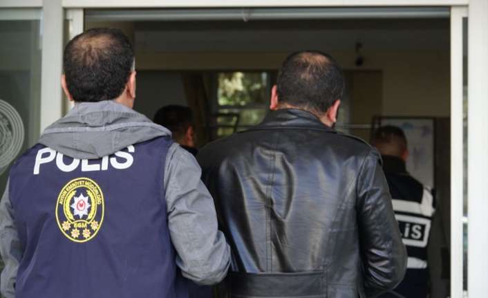 Antalya Cumhuriyet Başsavcılığı tarafından yürütülen FETÖ soruşturması kapsamında, 12 şüpheli