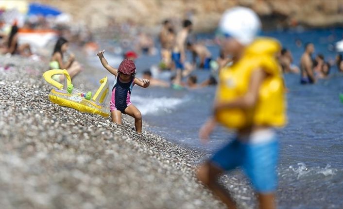 ATSO Başkanı Çetin, "Antalya'da yılın ilk üç aylık döneminde turist