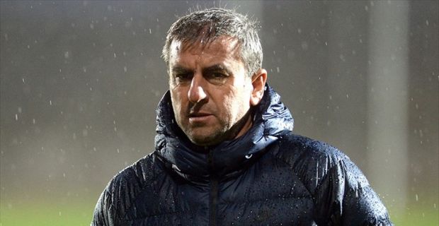 Antalyaspor Teknik Direktörü Hamzaoğlu, "Takım kısmen istediğim taktiği uygulamaya başladı.
