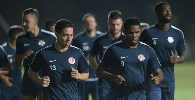 Süper Lig'de alt sıralardan kurtulma mücadelesi veren kırmızı-beyazlıların yıldızları Eto'o,