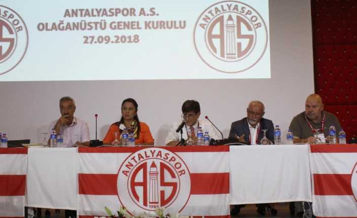 Antalyaspor A.Ş. Olağanüstü Genel Kurul Toplantısı’nda Ali Şafak Öztürk, 3