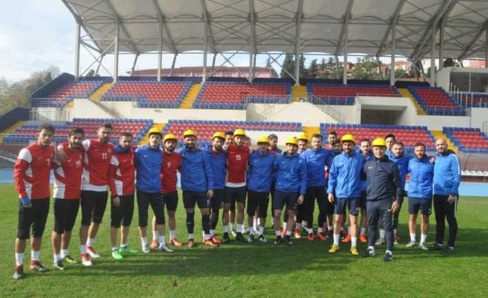 Spor Toto 2. Lig’de mücadele veren “İşçi Milli Takımı” olarak