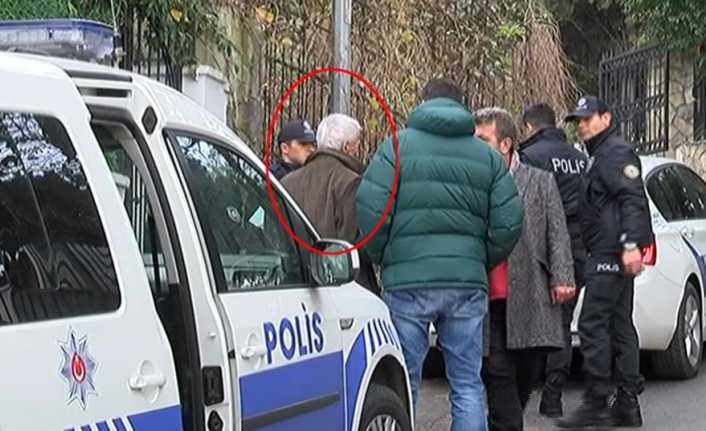 İstanbul Sarıyer’de bir kişi, soru sorma bahanesiyle arabasına aldığı yaşlı