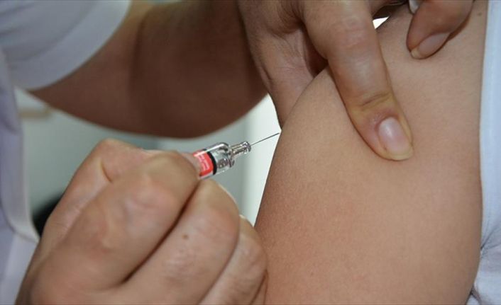 Sağlık Bilimleri Üniversitesi öğretim görevlisi Savaşçı, son yıllarda toplumda aşı