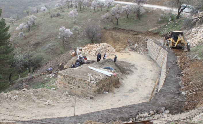 2. Abdülhamit Han’ın yaptırdığı tarihi Harput Mahallesi su yolunda bulunan