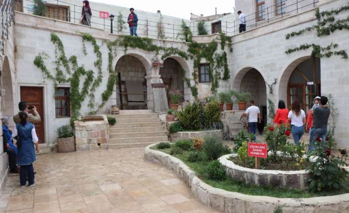 Nevşehir’in Ürgüp ilçesine bağlı Mustafapaşa Köyünde çekimleri yapılan ’Aşk ve