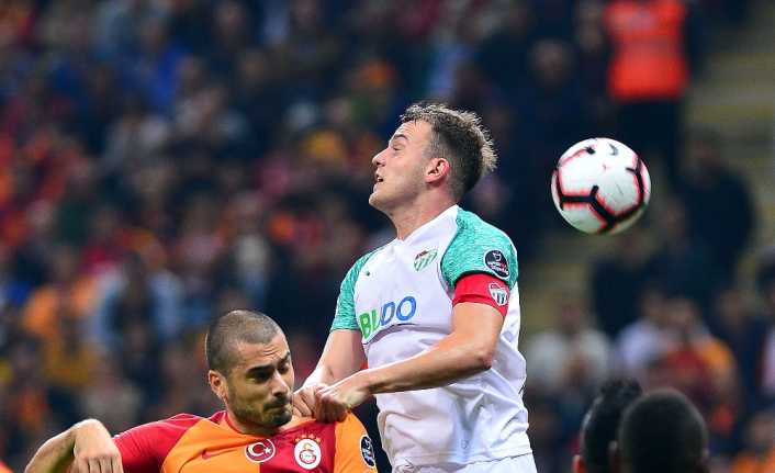 Spor Toto Süper Lig’in 9. haftasında Galatasaray, ilk yarısında üst