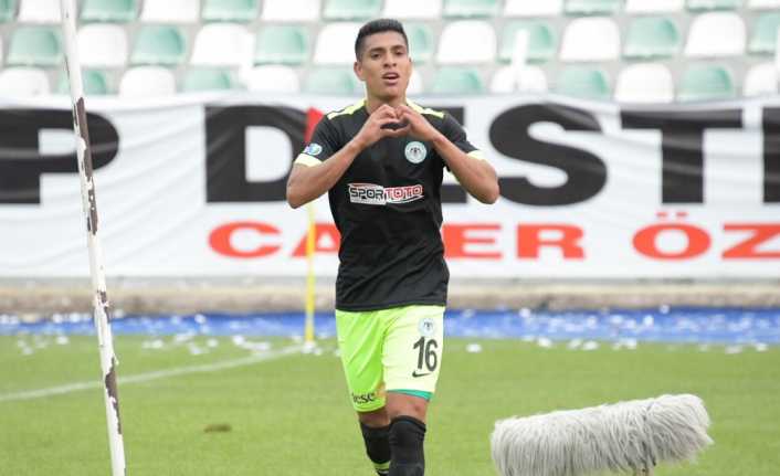 Atiker Konyaspor’un Perulu milli futbolcusu Paolo Hurtado’nun 6 hafta sahalardan