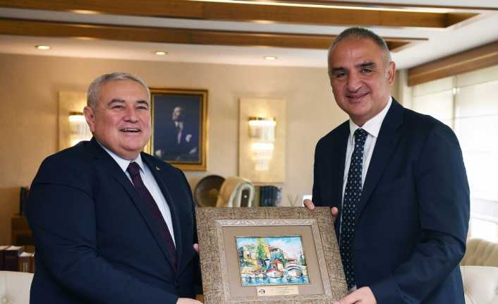 ATSO Başkanı Davut Çetin’in liderliğinde ATSO Yönetim Kurulu, Kültür ve