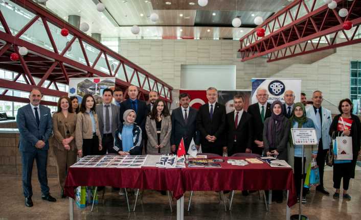 Anadolu Üniversiteler Birliği (AÜB) tarafından 12 ilde düzenlenen Üniversite Tanıtım