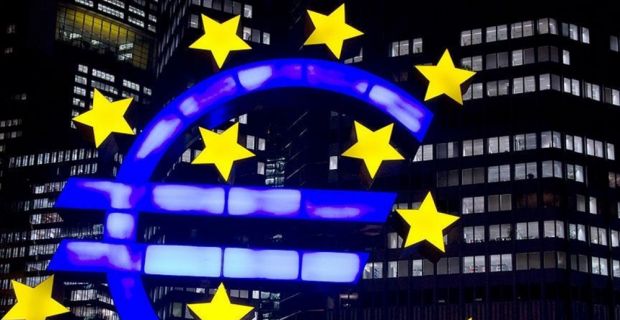 Avrupa Merkez Bankası, piyasa beklentisi doğrultusunda faiz oranlarını değiştirmedi.