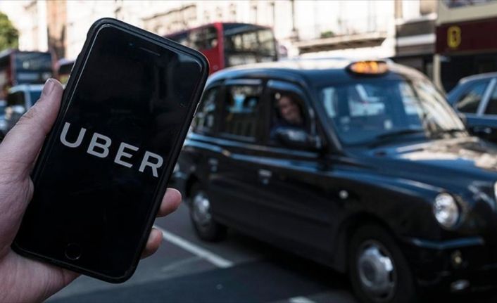 Avrupa'da çalışan taksiciler, Uber'in adil bir şekilde rekabet etmediğini, vergi