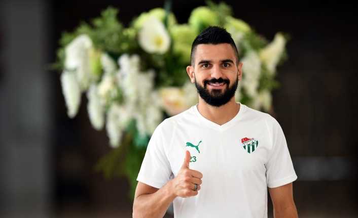 Bursaspor’dan Hollanda’nın PSV Eindoven takımını transfer olan Aziz Behich takım