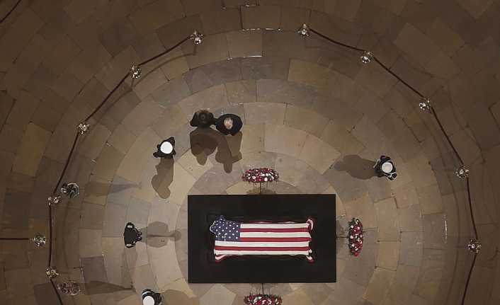 ABD’nin 41’inci başkanı George H.W. Bush’un cenaze töreni başladı.