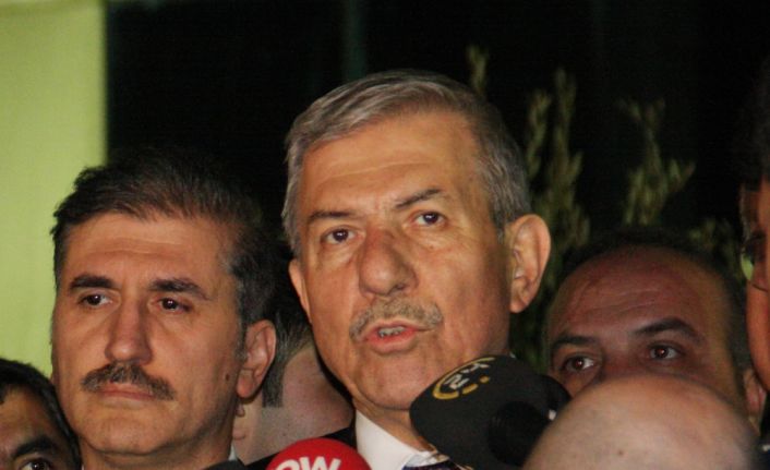 Sağlık Bakanı Ahmet Demrican, Taksim Eğitim ve Araştırma Hastanesi’nde çıkan