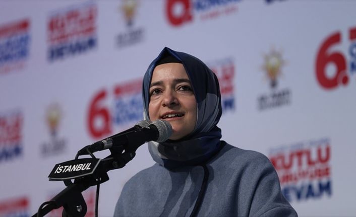 Aile ve Sosyal Politikalar Bakanı Kaya, "Kahraman Mehmetçik'imiz Afrin'e bayrağımızı
