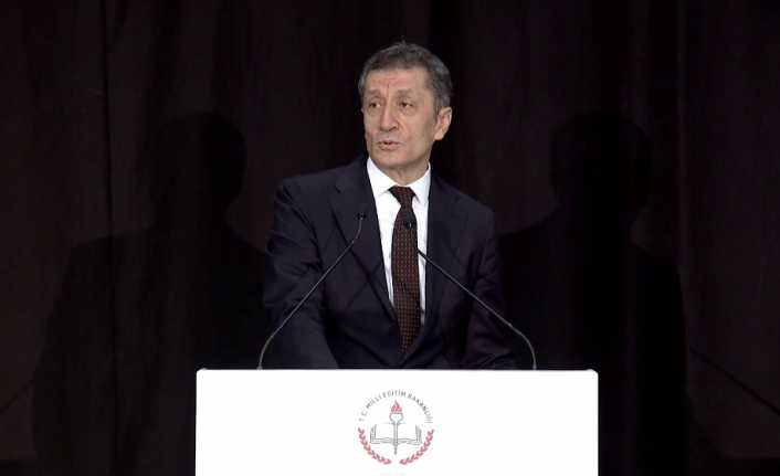 Milli Eğitim Bakanı Ziya Selçuk, özgün bir eğitim sistemine ihtiyaç