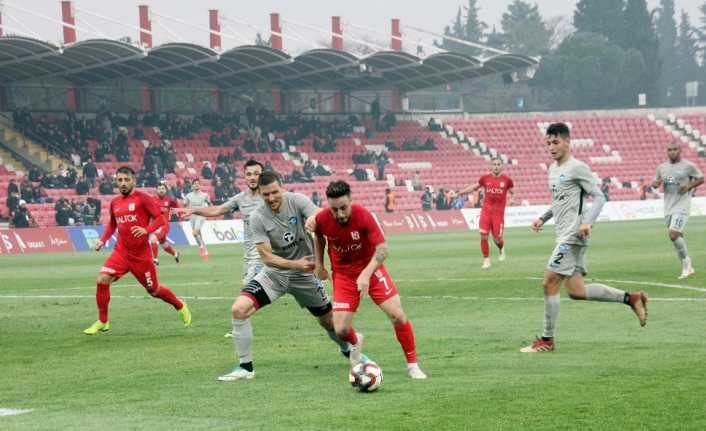 Spor Toto 1. Lig’in 16. hafta müsabakasında Balıkesirspor Baltok, sahasında