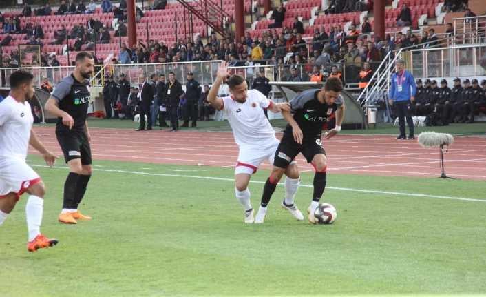 Spor Toto 1. Lig’in 12. hafta müsabakasında Balıkesirspor Baltok, ligin