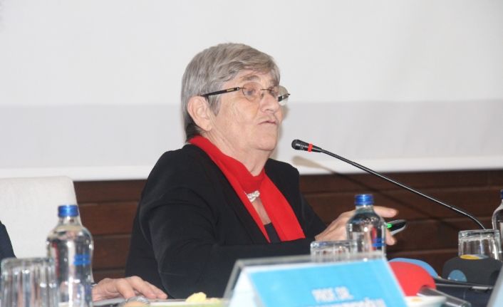 Prof. Dr. Canan Karatay, "Sabah kalktığınızda doyuncaya kadar sağlıklı gıdalar