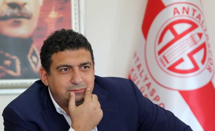 Kulübün banka hesaplarına haciz işlemi uygulandığını söyleyen Antalyaspor Kulübü Başkanı
