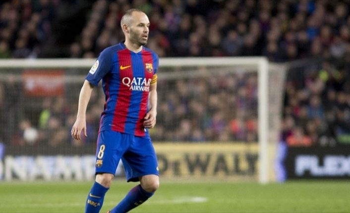 İspanya Birinci Futbol Ligi (La Liga) ekiplerinden Barcelona'nın kaptanı Andres