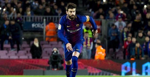 İspanya Birinci Futbol Ligi (La Liga) ekiplerinden Barcelona, İspanyol defans