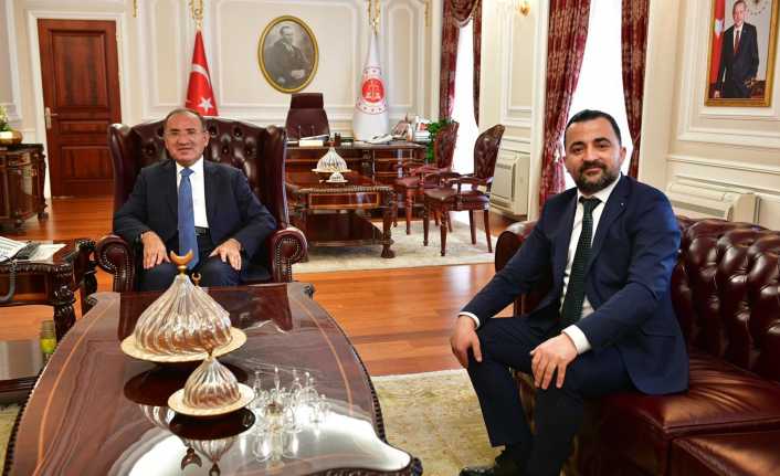 Erzincan Baro Başkanı Adem Aktürk, Adalet Bakanı Bekir Bozdağ'ı makamında