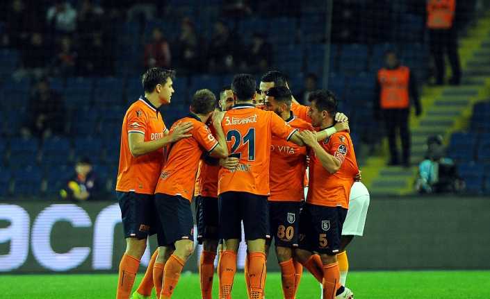 Medipol Başakşehir, Süper Lig’in 16. haftasında sahasında Galatasaray ile 1-1