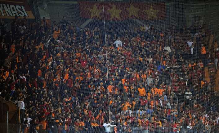 3. İstanbul Başakşehir Fatih Terim Stadyumu’nda oynanan Medipol Başakşehir-Galatasaray maçını