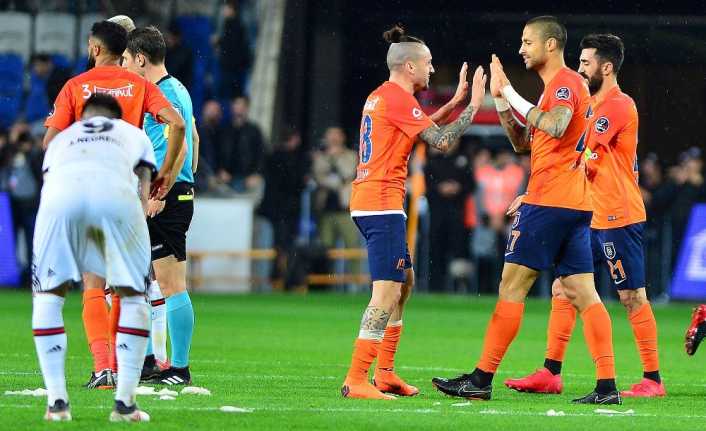 Medipol Başakşehir, Süper Lig’in 14. haftasında yarın sahasında Demir Grup