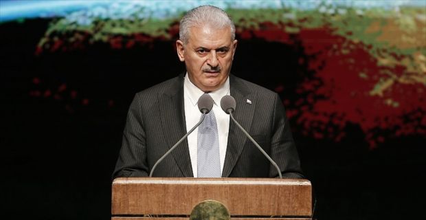 Başbakan Yıldırım, "Kahraman Mehmetçik'in Afrin çevresinde oluşturduğu cepheler birleşmeye başladı.