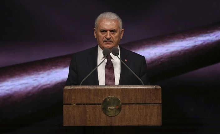 Başbakan Yıldırım, "Bölgede terör örgütlerini silahlandıranların, bu örgütleri cesaretlendirenlerin bu