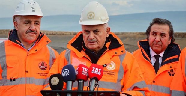 Başbakan Yıldırım, Türkiye ekonomisinin Zeytin Dalı Harekatı'dan olumsuz etkilenmeyeceğini kaydetti.