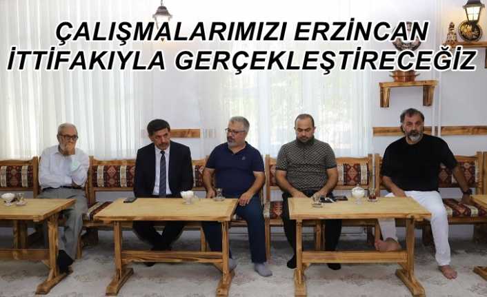 Erzincan Belediye Başkanı Bekir Aksun, basın mensuplarıyla bir araya gelerek,