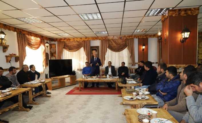 Erzincan Belediye Başkanı Cemalettin Başsoy, Su ve Kanalizasyon Müdülüğünde görevli