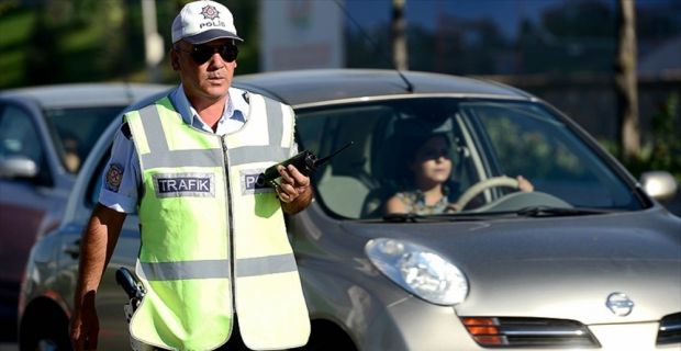 Ankara'da, HAK-İŞ'in düzenlediği "Uluslararası 7. Kadın Emeği Buluşması" konulu etkinlik