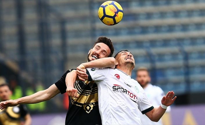 Spor Toto Süper Lig'in 27. haftasındaki Osmanlıspor-Atiker Konyaspor karşılaşması 0-0
