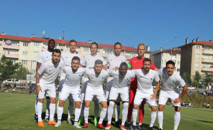 Yeni sezon hazırlıkları kapsamında B.B. Erzurumspor, Kardemir Karabükspor’u 2-0 mağlup