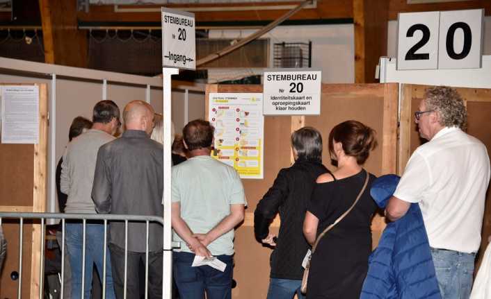 Belçika’da halk belediye başkanlarını seçmek için bugün sandık başında. Seçimlerde