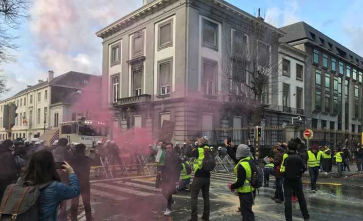 Belçika’da Sarı Yelekliler cumartesi günü protesto eylemi yapmak istiyor.