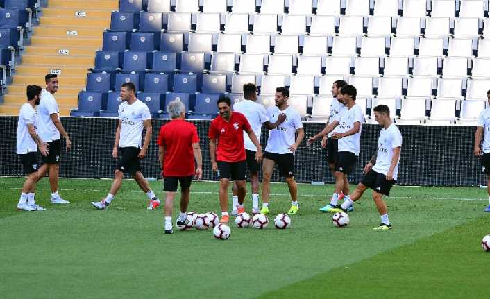 Şampiyonlar Ligi 3. Ön Eleme Turu rövanş karşılaşmasında Fenerbahçe ile