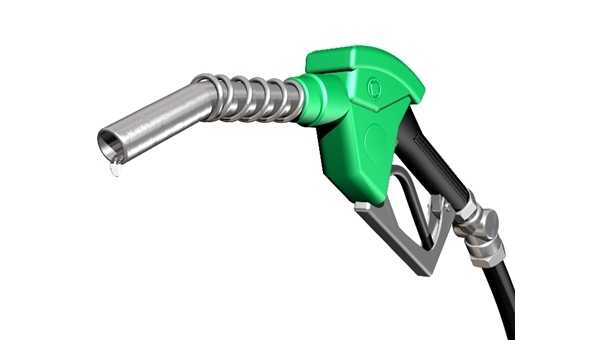 Benzinin litre fiyatında 17 kuruşluk indirim yapıldı. 